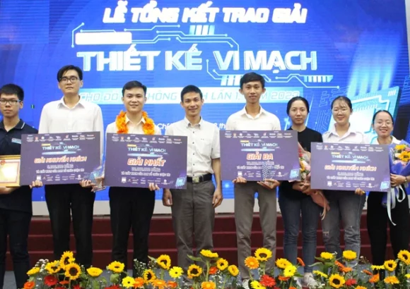 THẮNG GIẢI CUỘC THI THIẾT KẾ VI MẠCH CHO ĐÔ THỊ THÔNG MINH